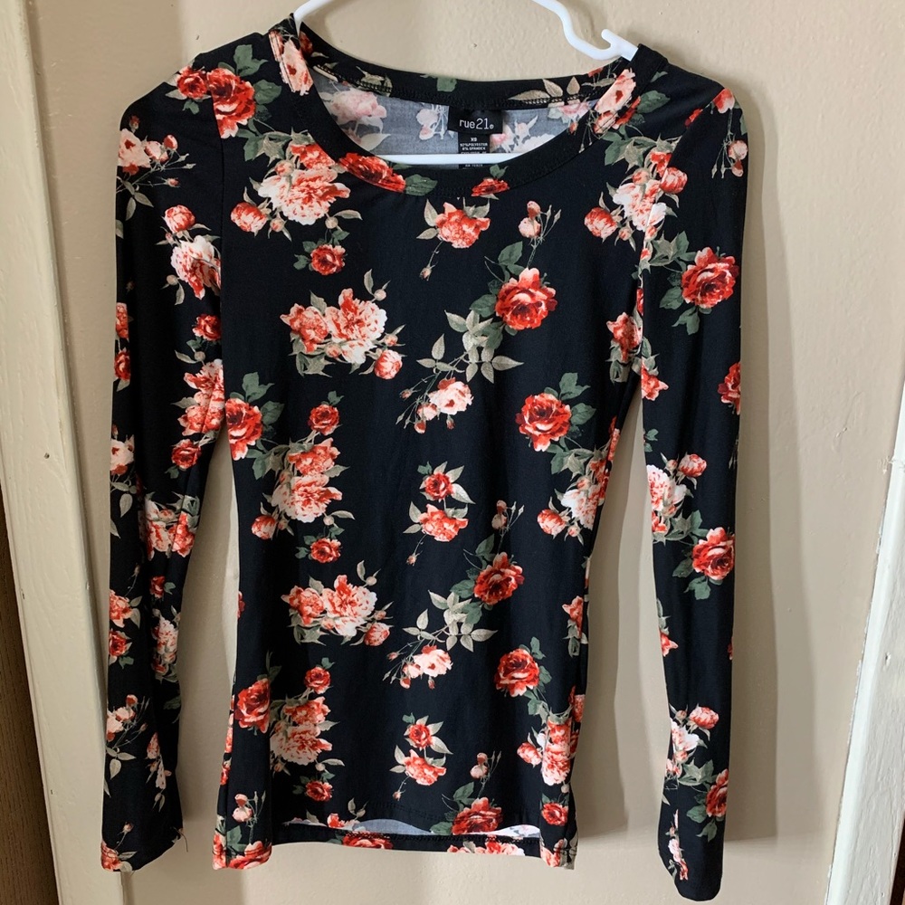 Beautiful black flower top